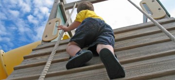 Risky outdoor play positively impacts children’s health: UBC study