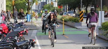 Build bikeways and they will come