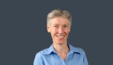 Alison Hoens receives the Enid Graham Memorial Lecture Award