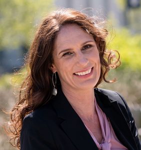 Psychiatry professor Erin Michalak receives 2019 Douglas Utting Prize