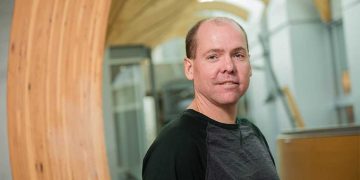 Leonard Foster awarded 2019 Killam Award for Excellence in Mentoring