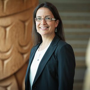 Dr. Nadine Caron