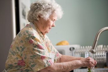 Scientists discover key enzyme responsible for skin blistering in the elderly